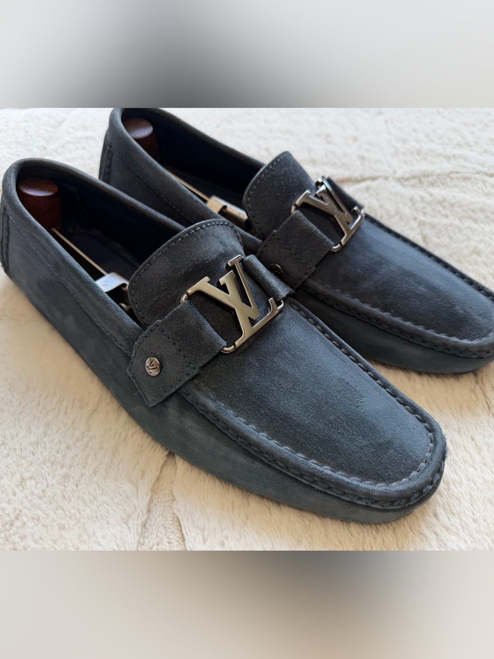$990 Louis Vuitton Suede Navy Blue Driving Moccasin Loafers LV Buckle Bit 9 10